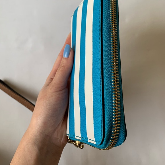 Michael Kors Turquoise & White Striped Wristlet - Picture 3 of 12